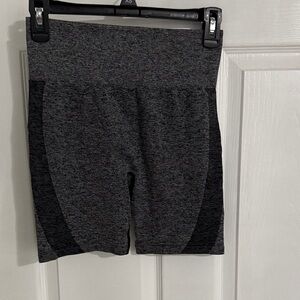 PINK Seamless High-Waist Gray Workout Shorts